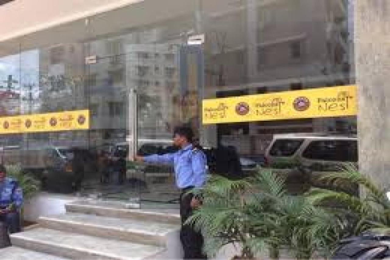 La Riviera Suites Madhapur Hyderabad Esterno foto